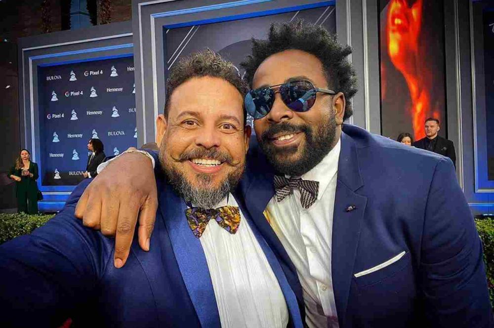 Ex-produtor de Clóvis Pinho desabafa na web: “Dá vontade de mandar tomar naquele lugar”