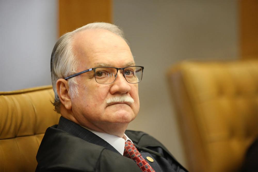 Lei que proíbe linguagem neutra em escolas é derrubada pelo STF