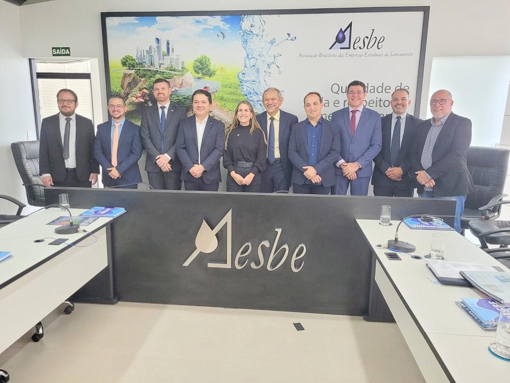 ATS participa de encontro que visa o fortalecimento e ampliação de investimentos no setor de saneamento no estado