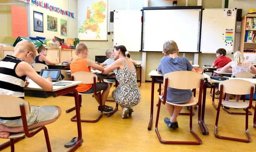 Projeto cristão nos EUA aponta que “60% das crianças não aprendem sobre a Bíblia em casa”