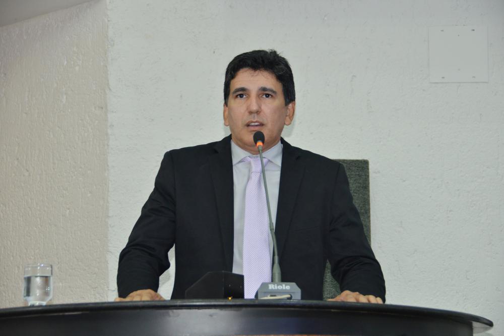 Deputado solicita construção de rotatória no campus da UFT em Miracema