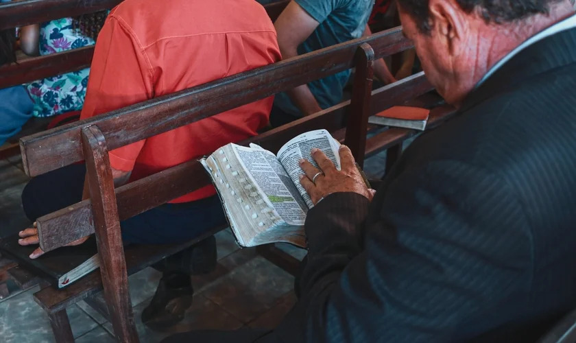 Lula adota estratégia de criar secretaria de assuntos religiosos, visando as 