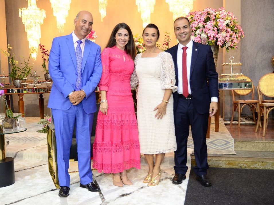 Deputado Filipe Martins celebra aniversário de sua mãe 